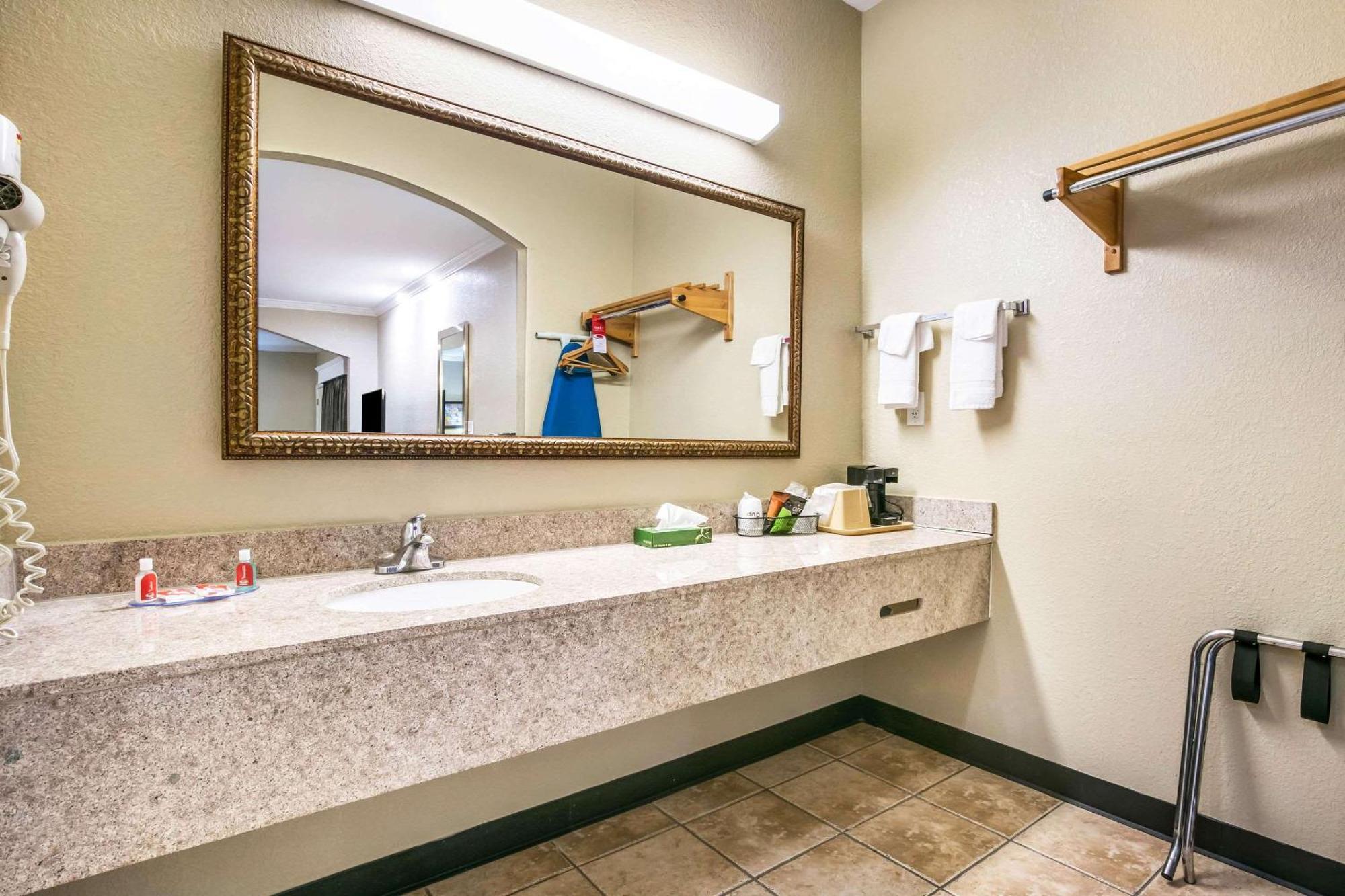 Econo Lodge Inn & Suites Horn Lake Ngoại thất bức ảnh